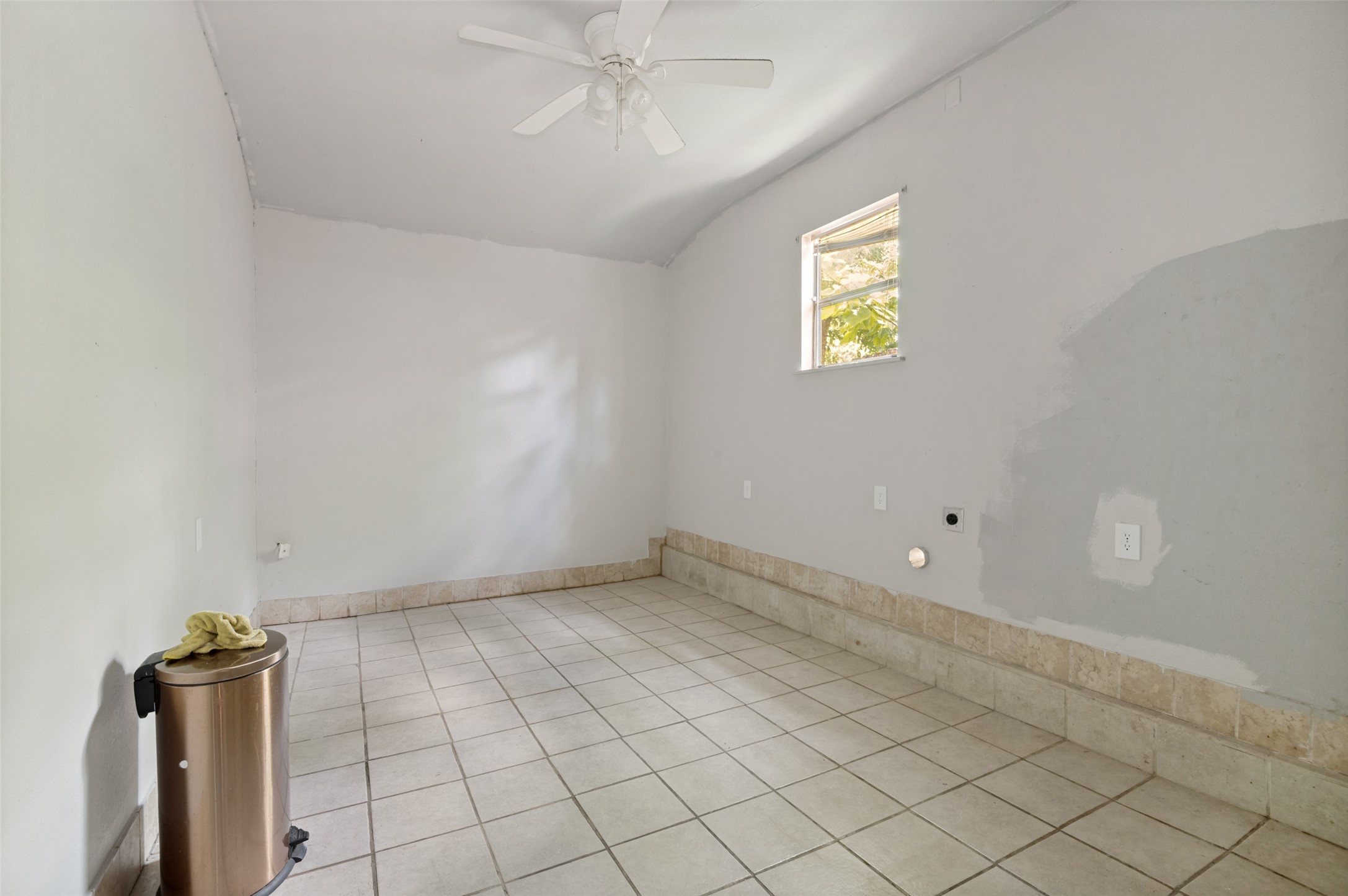 3013 Emmett Street Dallas TX 75211