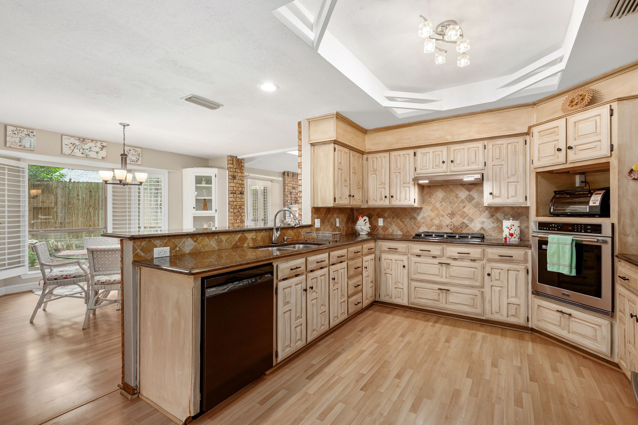 709 Chaffee Court Arlington TX 76006