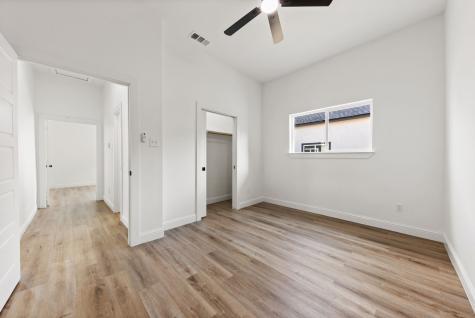 1279 Bonham Street Paris TX 75460