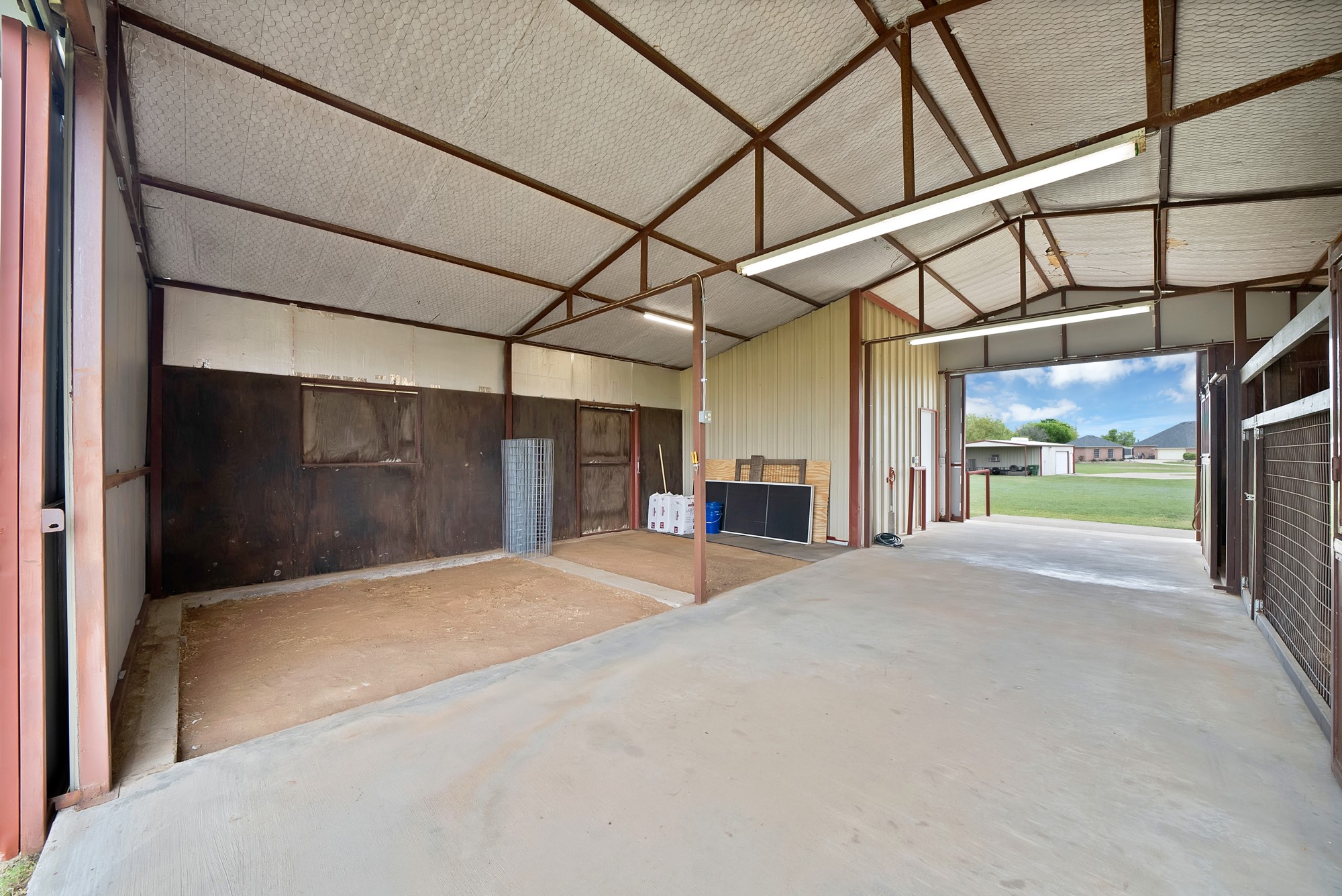 163 N Savanna Drive Rhome TX 76078