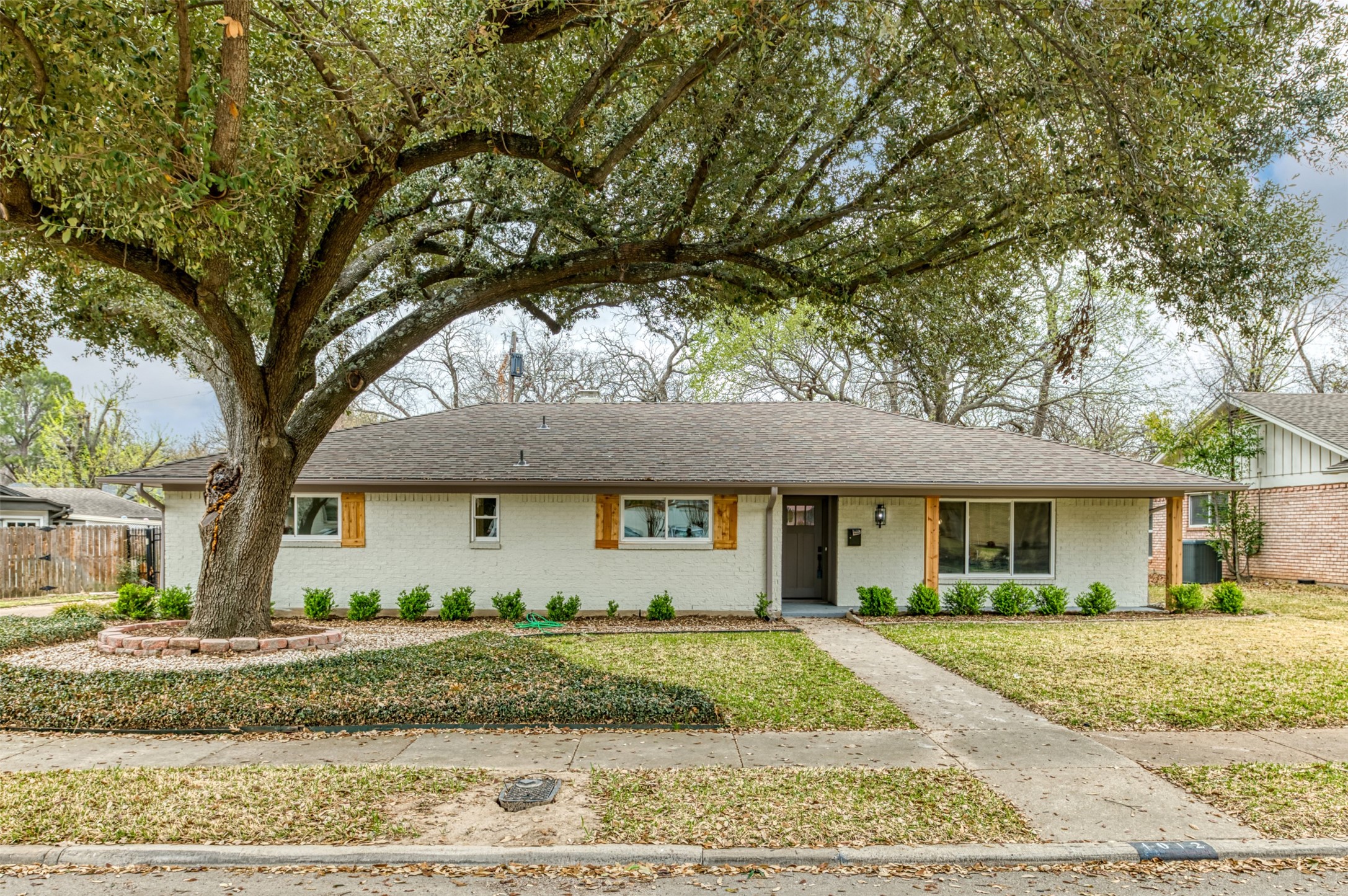 1012 Sleepy Hollow Drive N Irving TX 75061