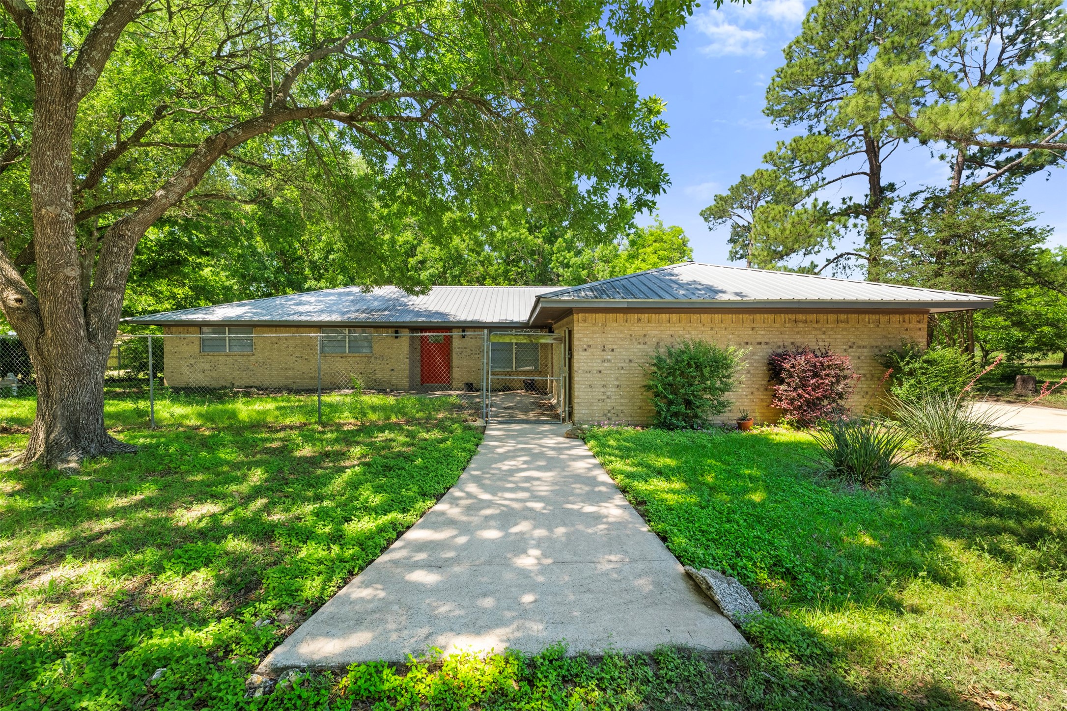 815 N Wright Avenue Kerens TX 75144