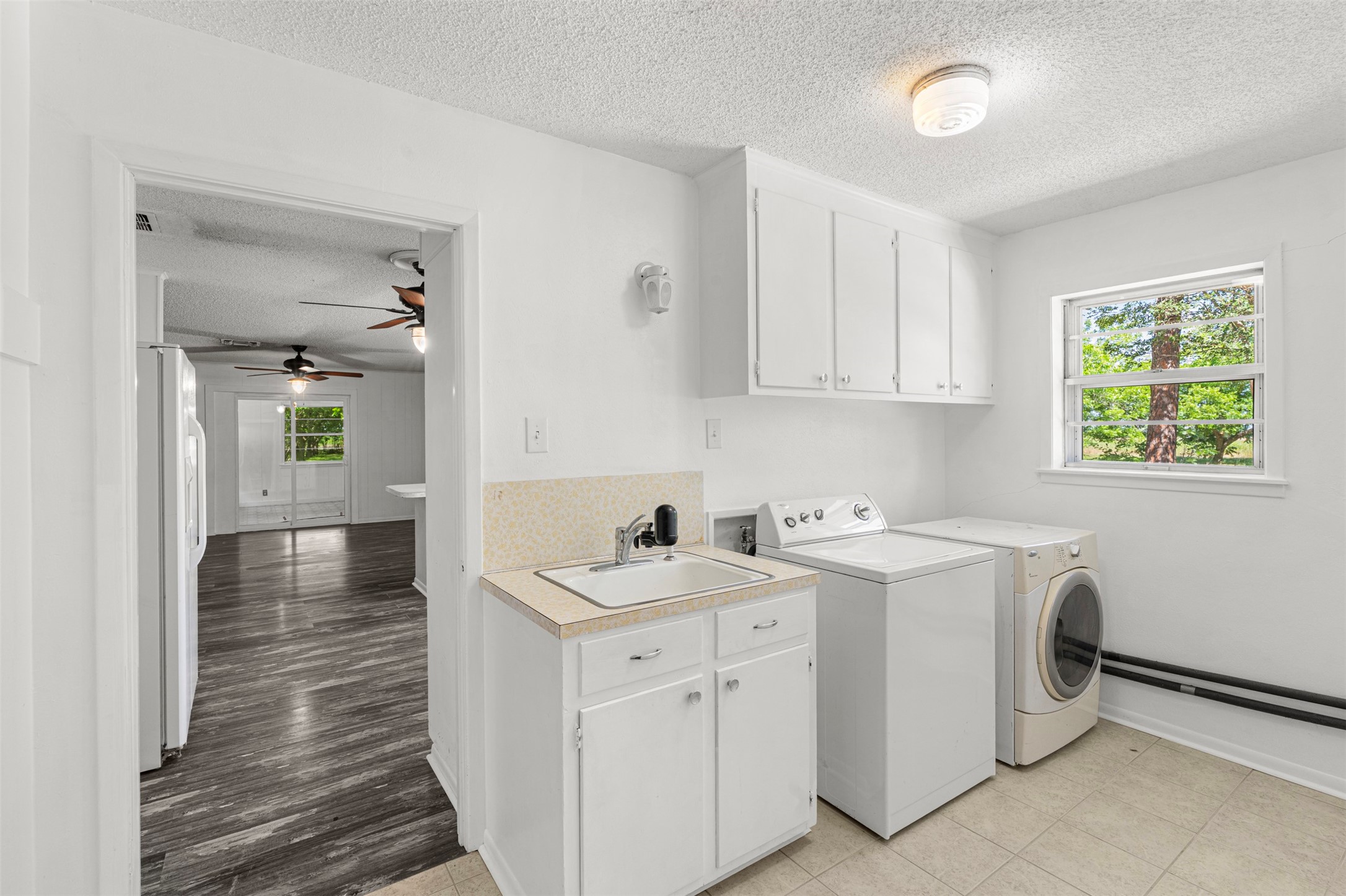 815 N Wright Avenue Kerens TX 75144
