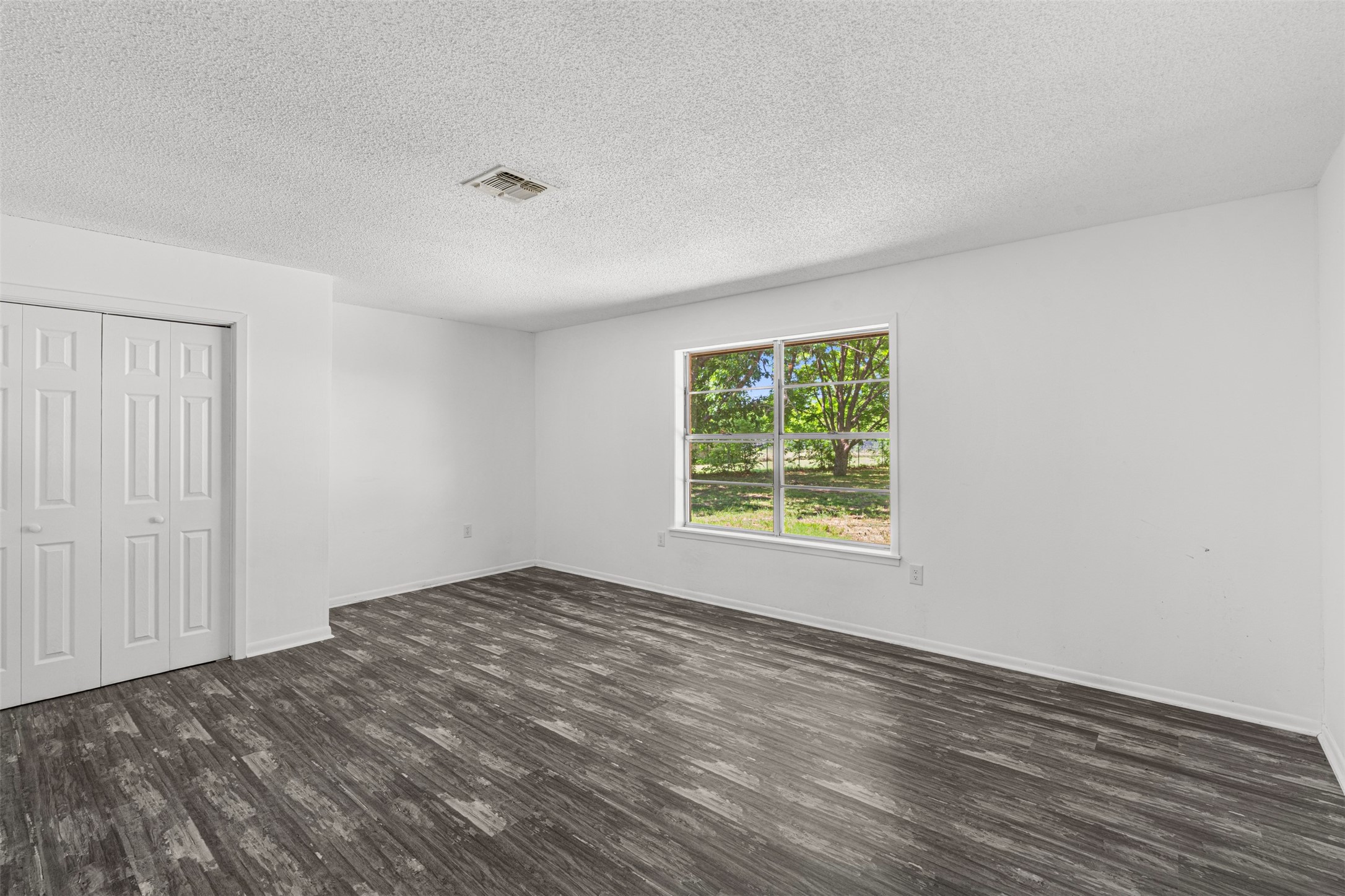 815 N Wright Avenue Kerens TX 75144