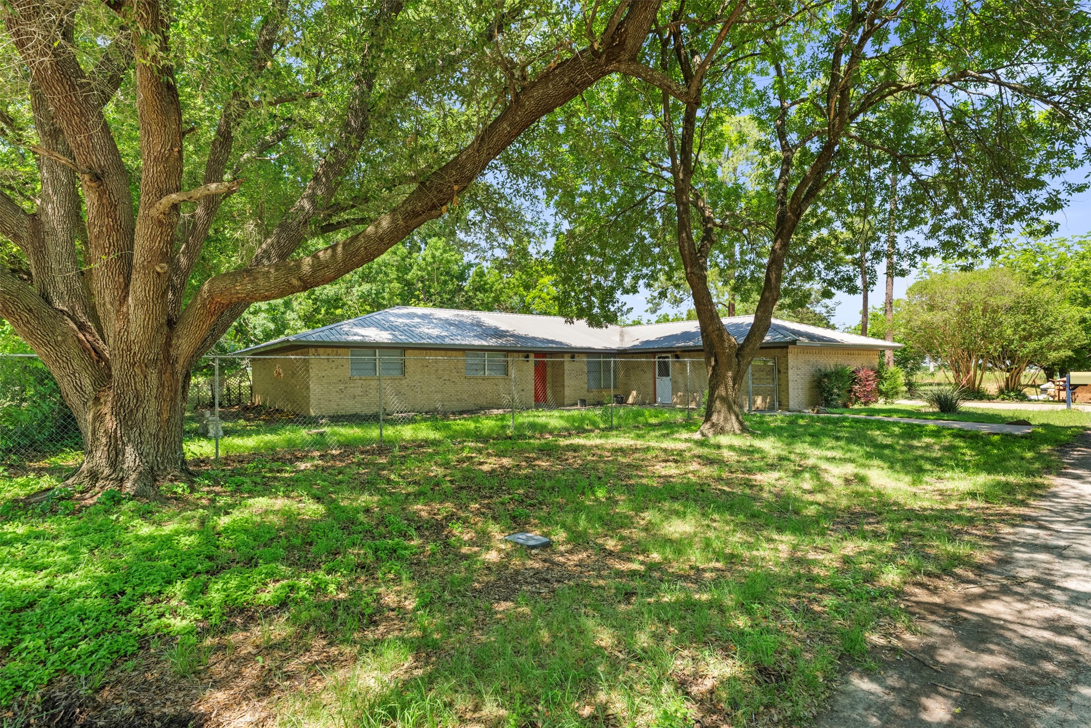 815 N Wright Avenue Kerens TX 75144