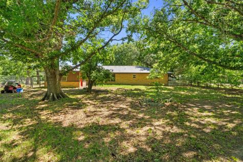 815 N Wright Avenue Kerens TX 75144