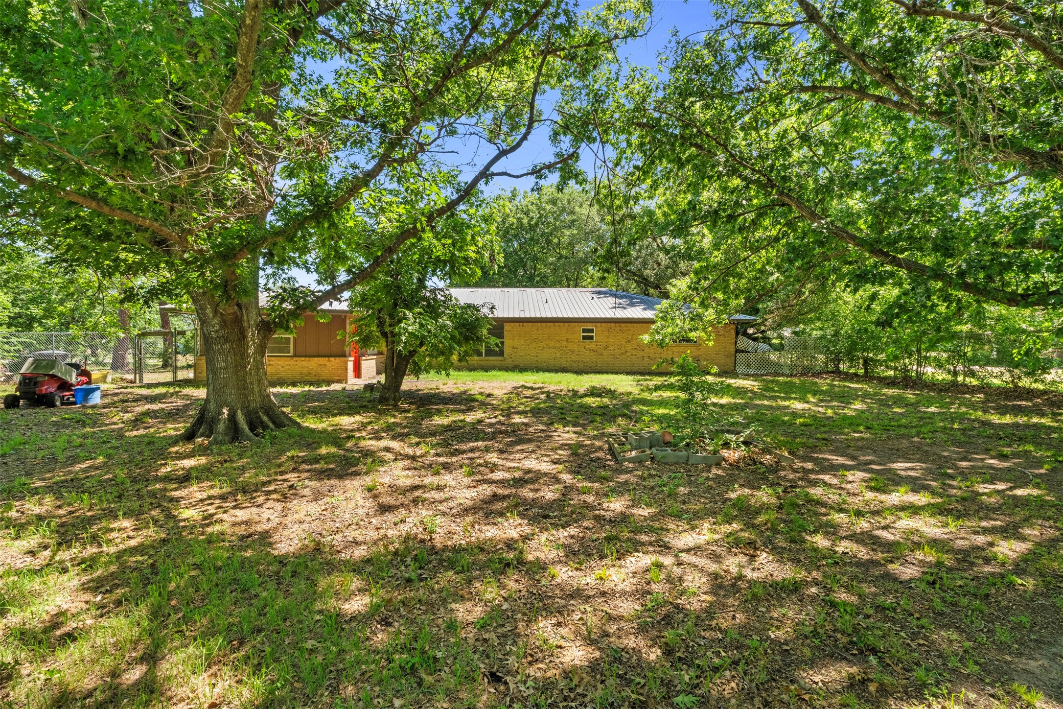 815 N Wright Avenue Kerens TX 75144