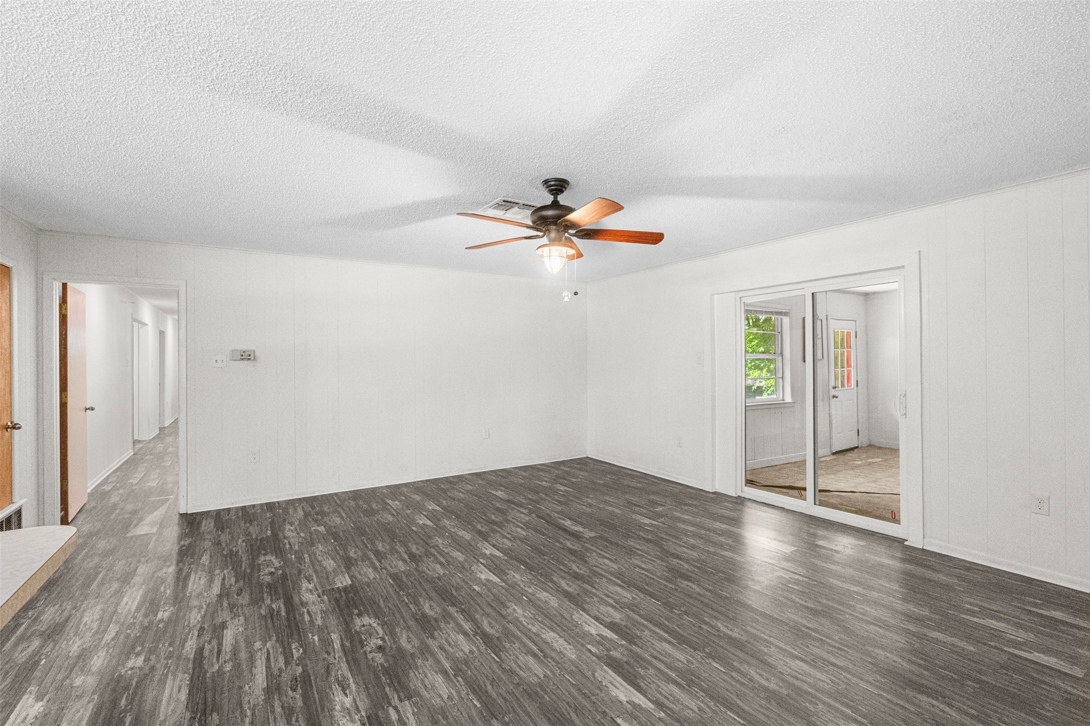815 N Wright Avenue Kerens TX 75144