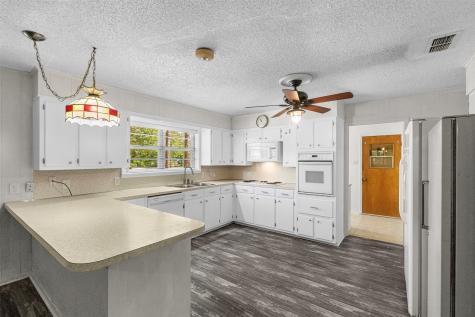 815 N Wright Avenue Kerens TX 75144