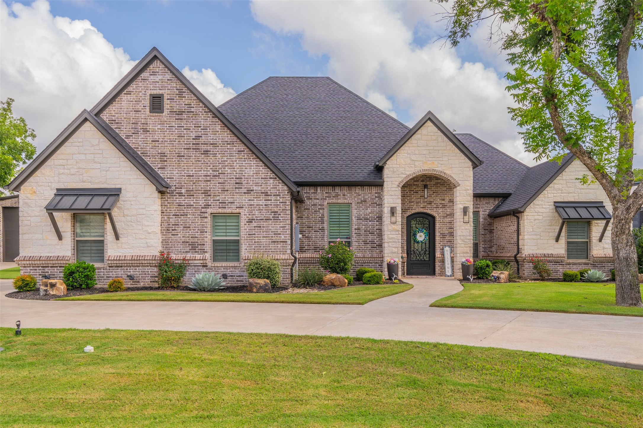 3005 Skyhawk Drive Granbury TX 76049