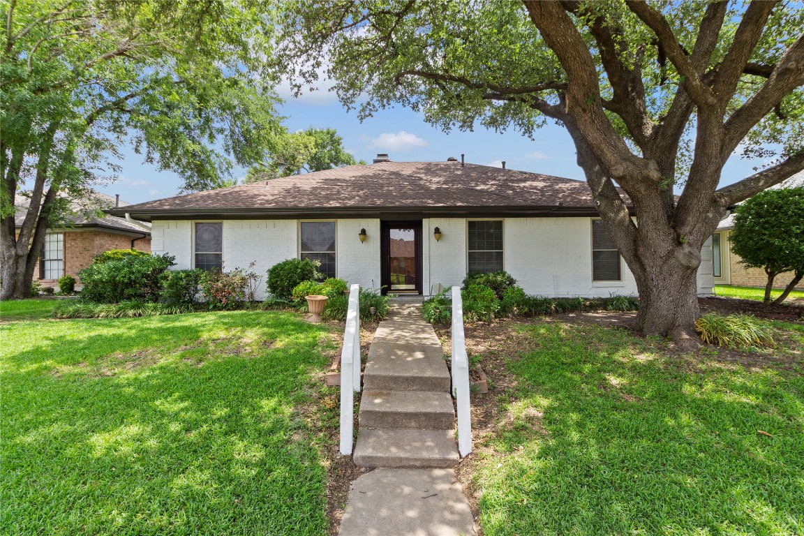 1705 Mayflower Drive Carrollton TX 75007