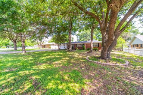 713 Plaza Drive Fort Worth TX 76140