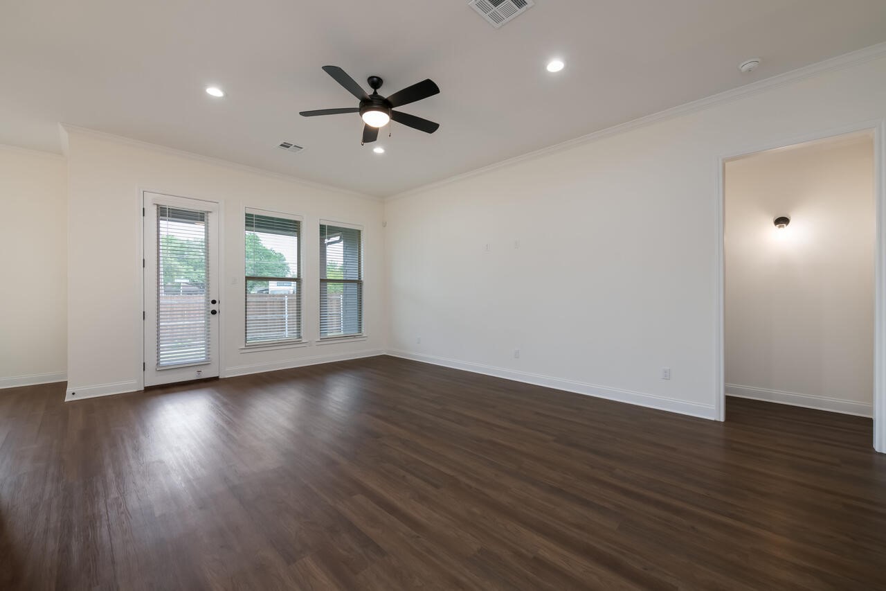 336 Camellia Drive Hewitt TX 76643