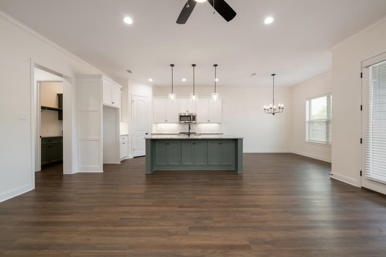 336 Camellia Drive Hewitt TX 76643