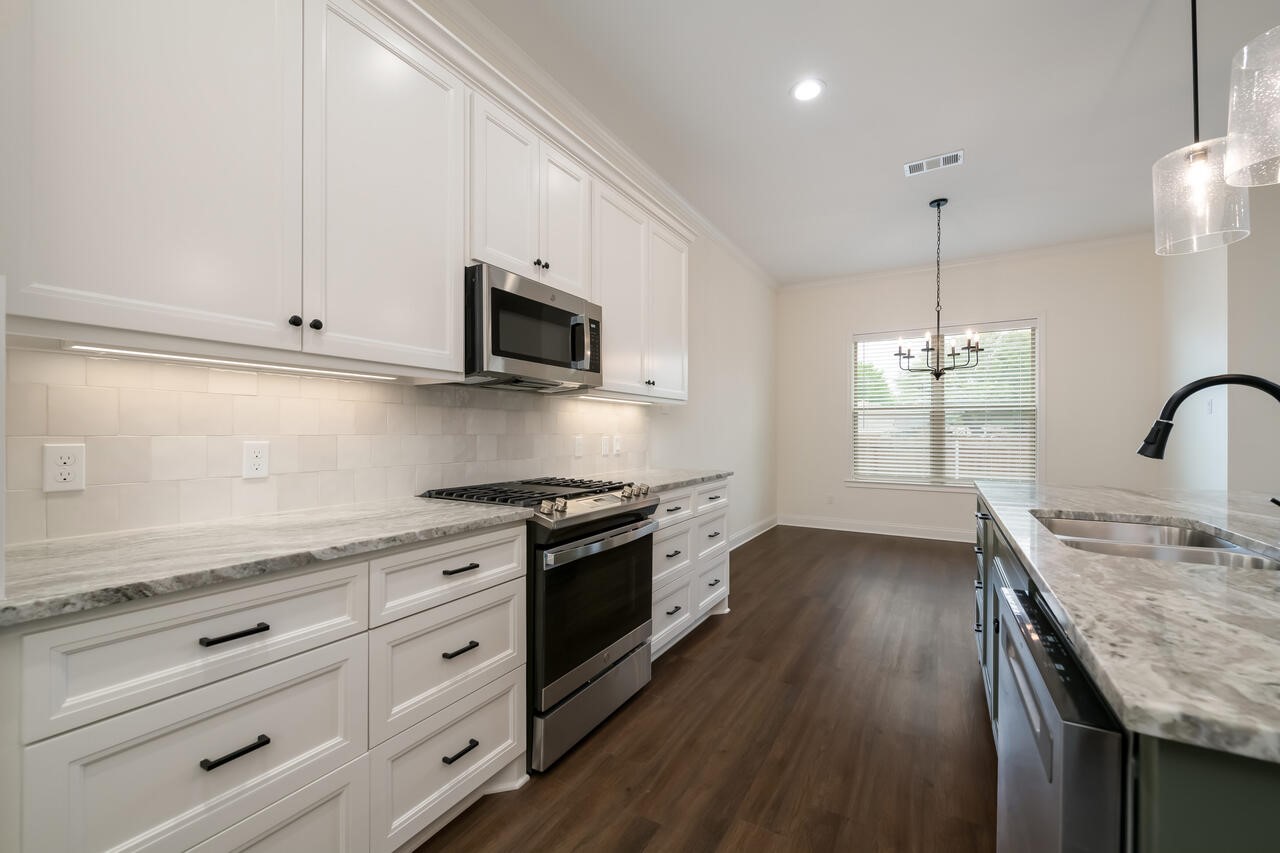 336 Camellia Drive Hewitt TX 76643