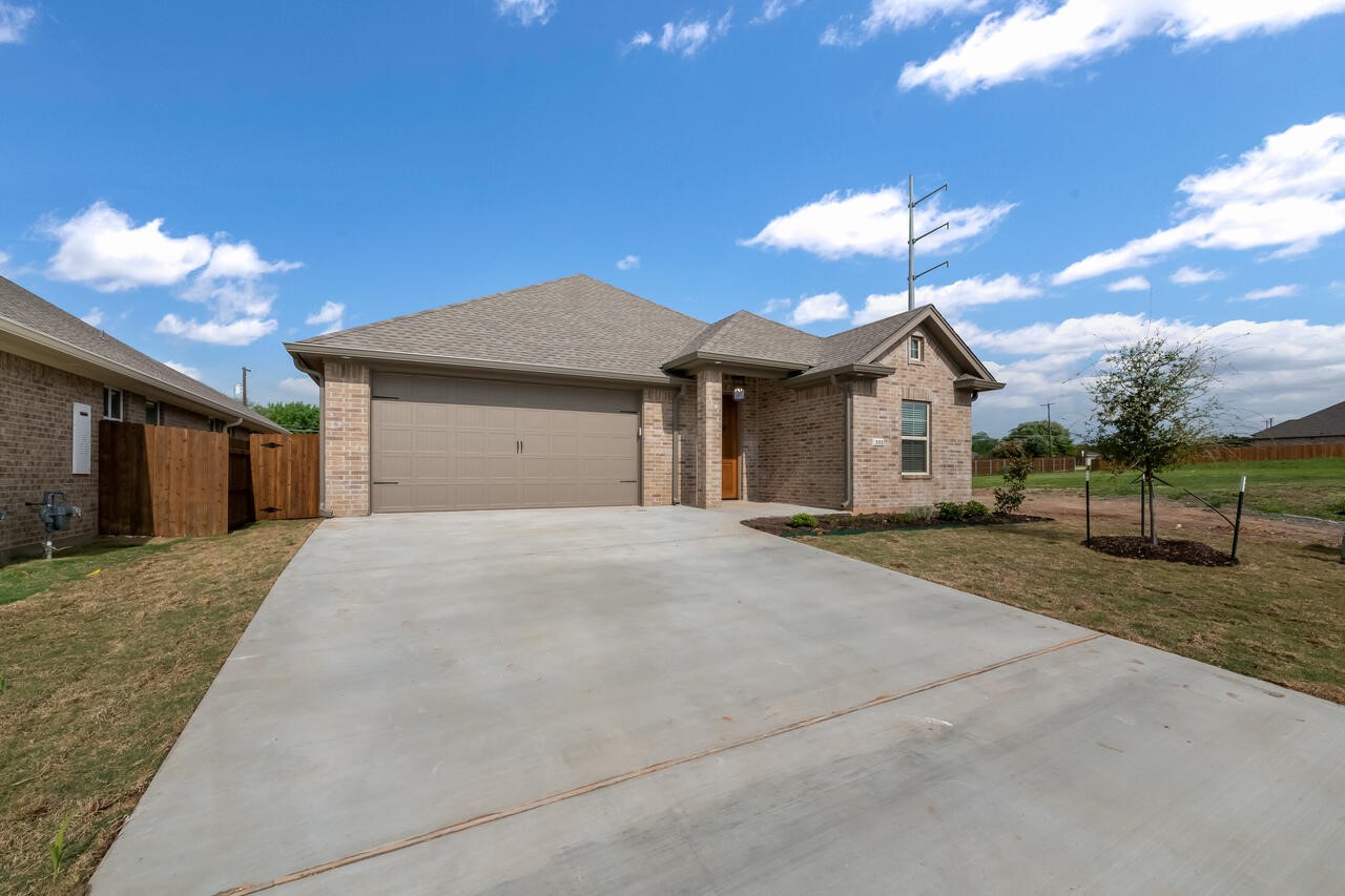 336 Camellia Drive Hewitt TX 76643