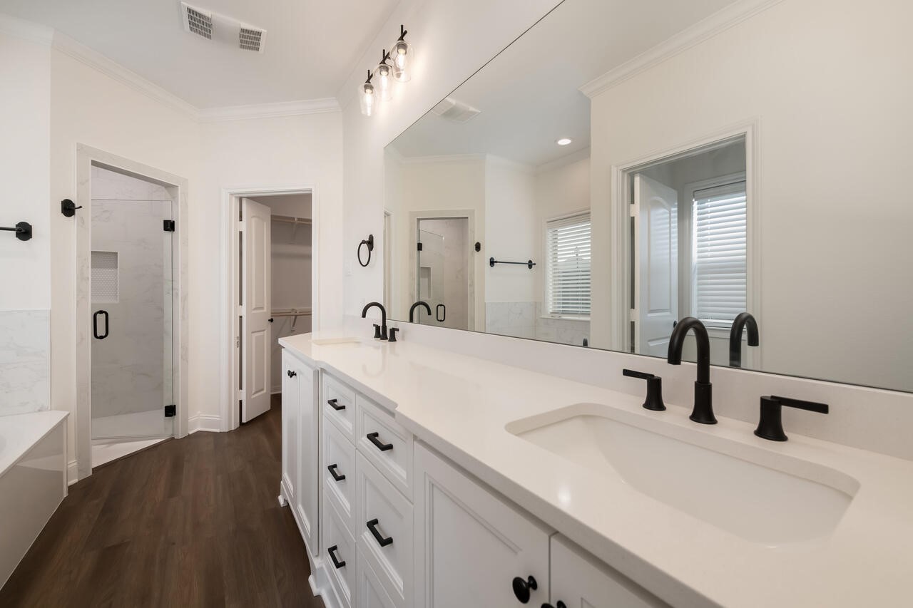 336 Camellia Drive Hewitt TX 76643