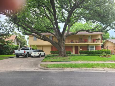 1713 Crooks Court Grand Prairie TX 75051