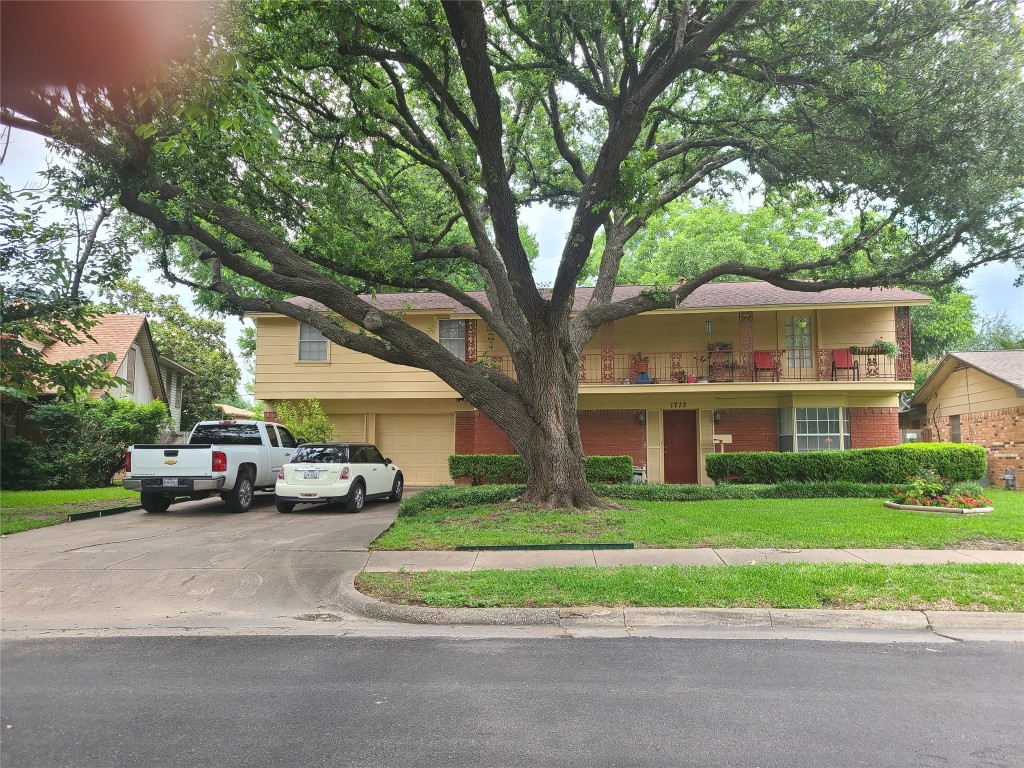 1713 Crooks Court Grand Prairie TX 75051