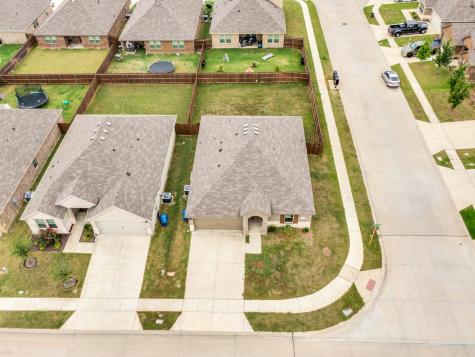 1219 Fairbanks Drive Ennis TX 75119