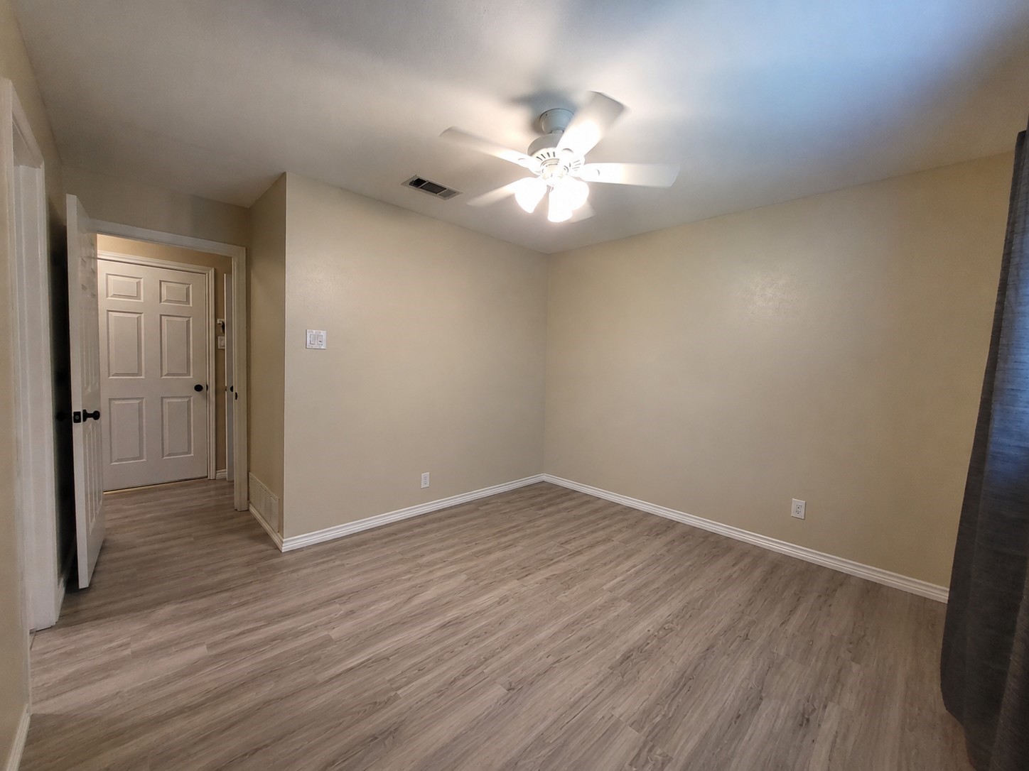 2806 Laurel Oaks Drive Garland TX 75044