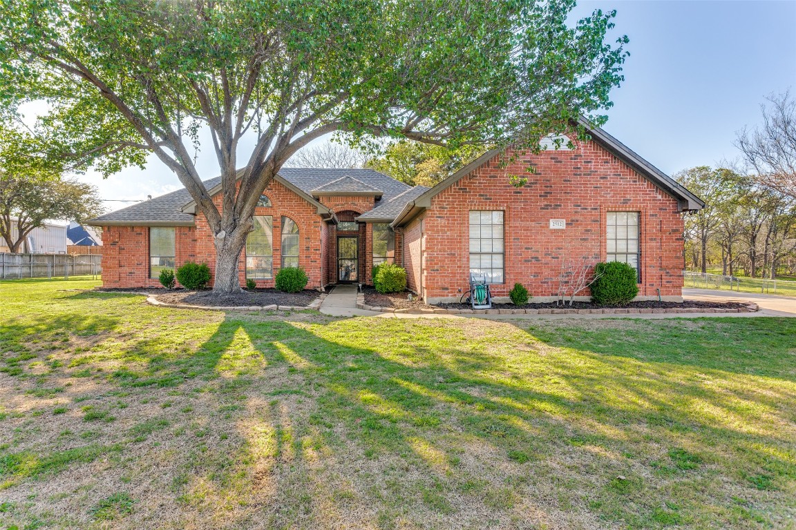 2512 Jewett Road Burleson TX 76028