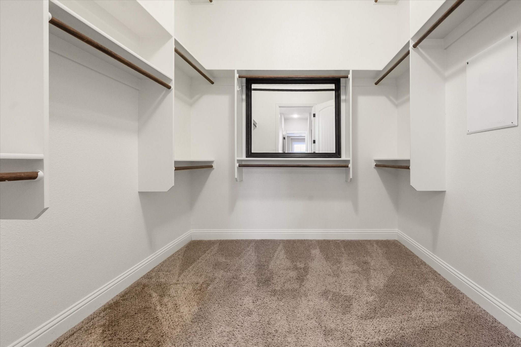 925 Sandy Hill Burleson TX 76028