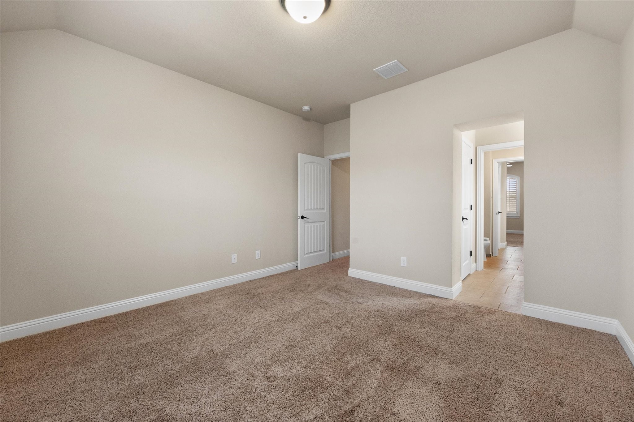 925 Sandy Hill Burleson TX 76028