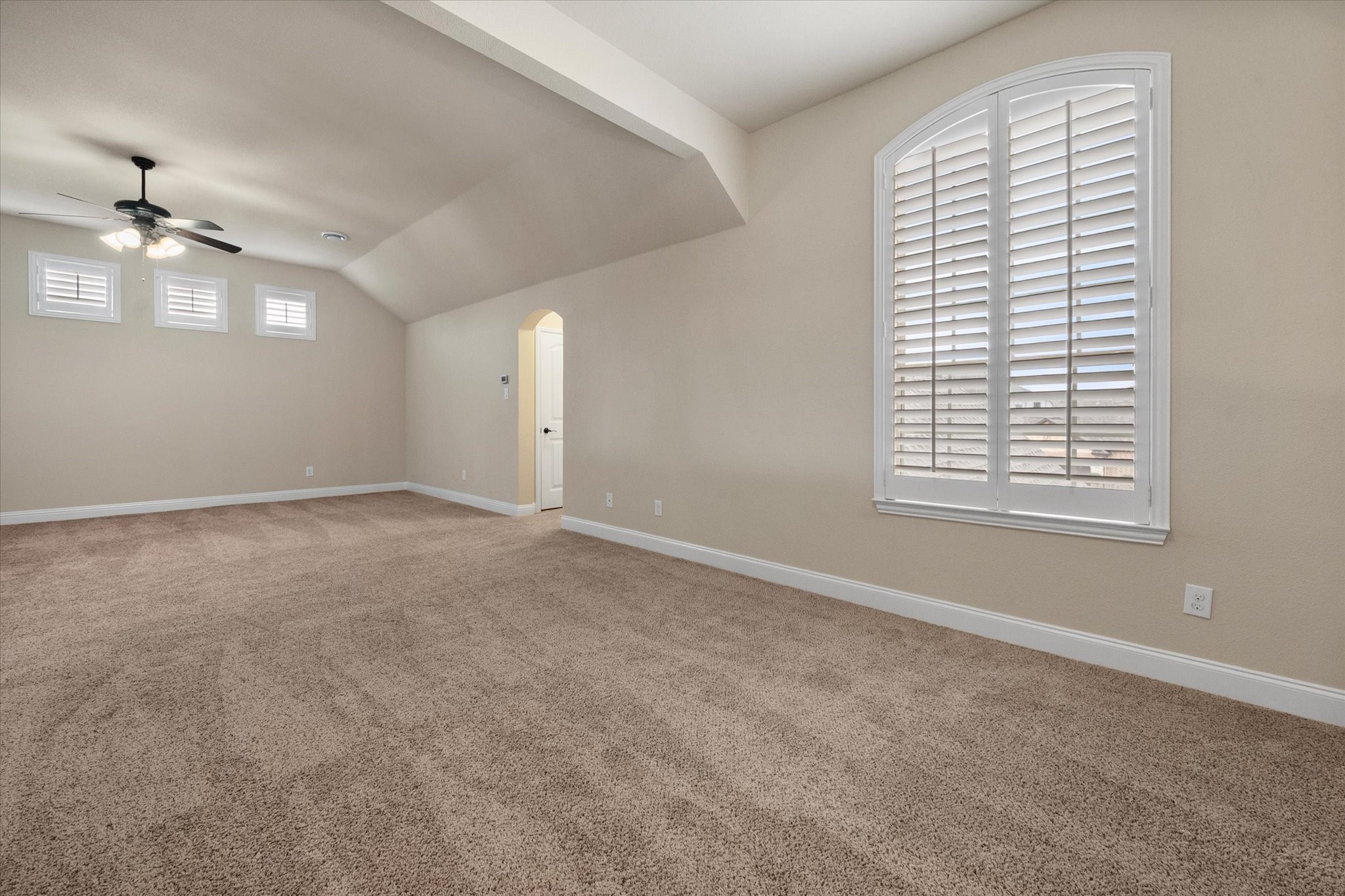 925 Sandy Hill Burleson TX 76028