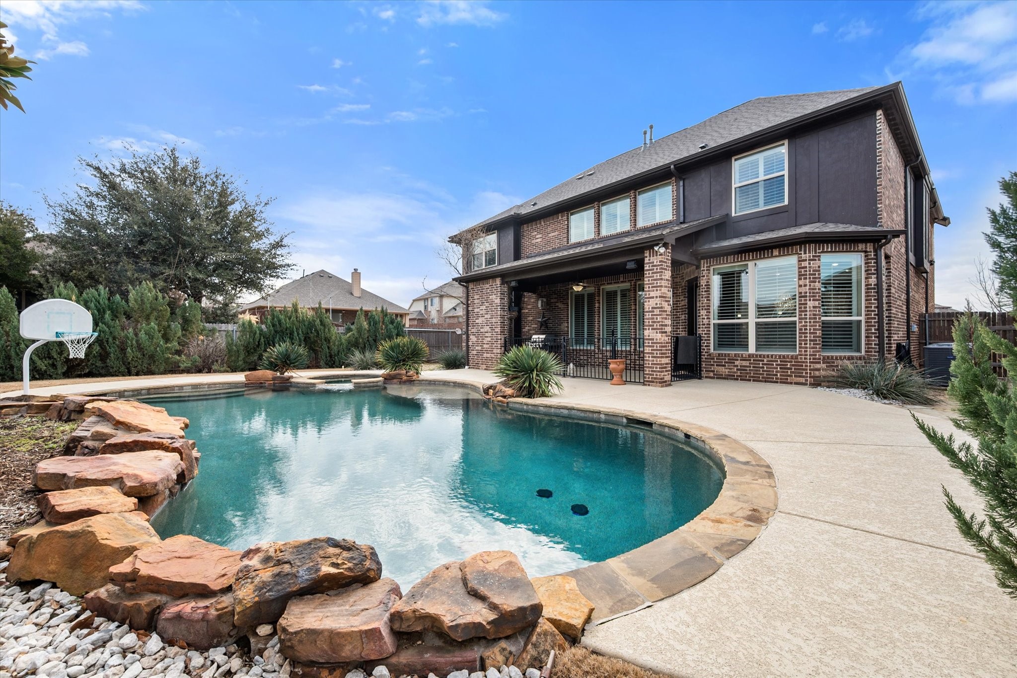 925 Sandy Hill Burleson TX 76028