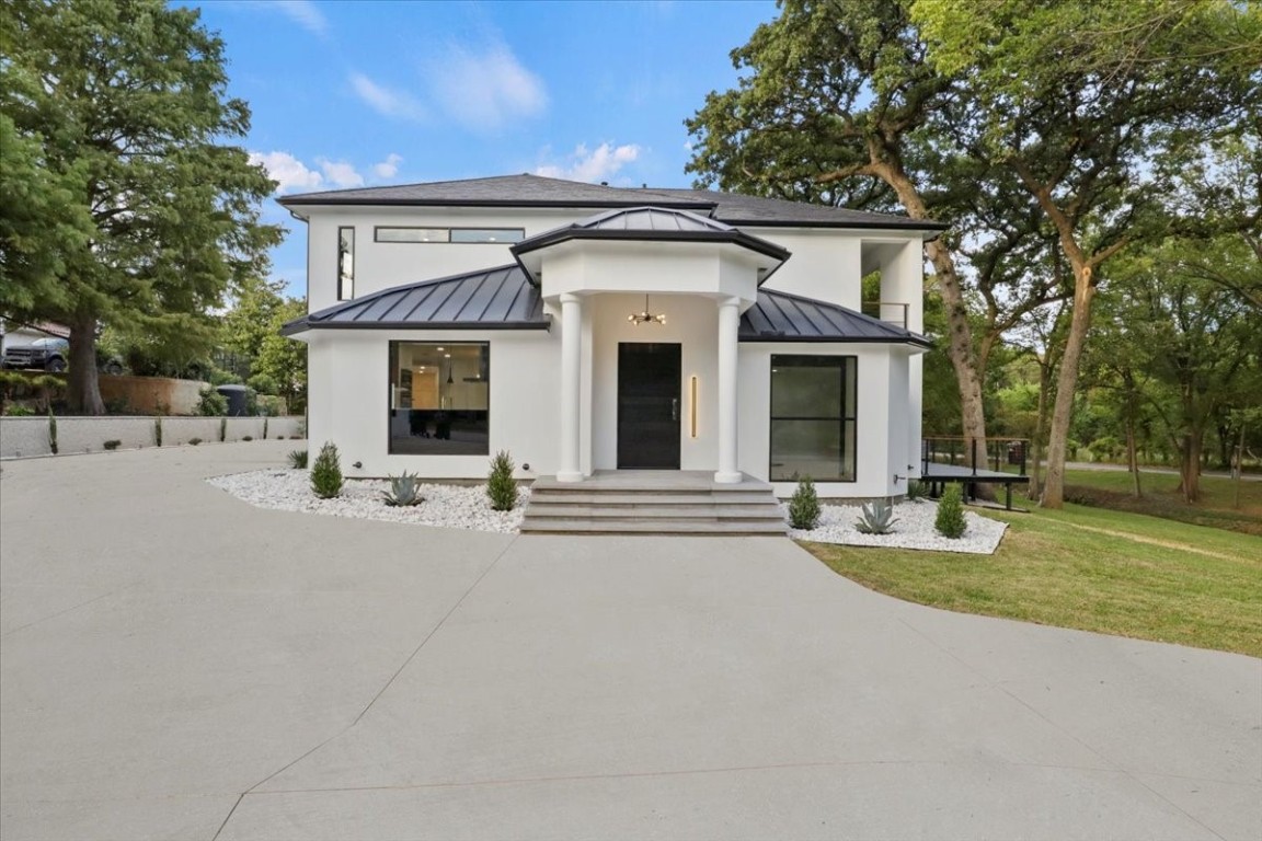 700 Garden Court Southlake TX 76092