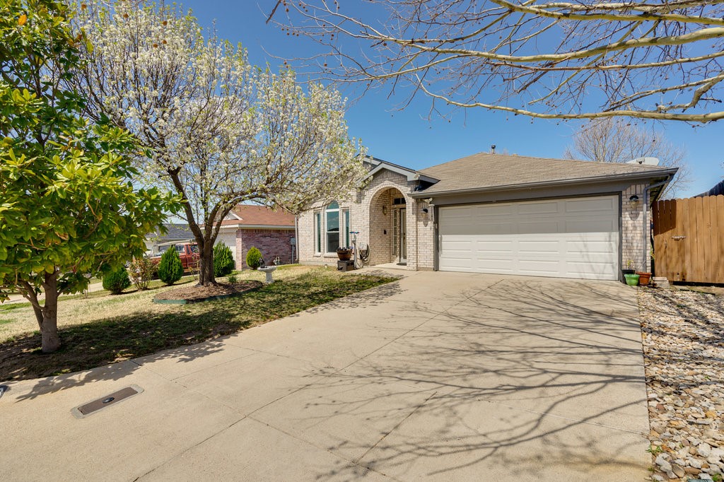 10236 Eureka Springs Court Fort Worth TX 76108