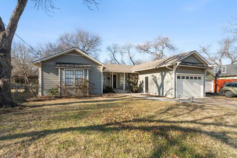 712 W Knox Street Ennis TX 75119
