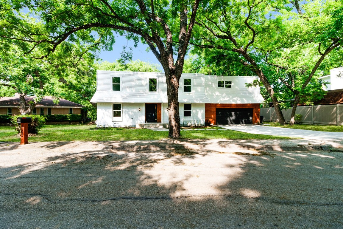 505 Ten Mile Drive Desoto TX 75115
