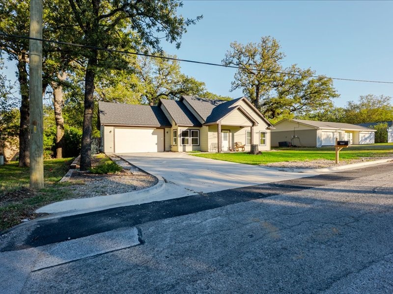 510 N Boundary Street Weatherford TX 76086