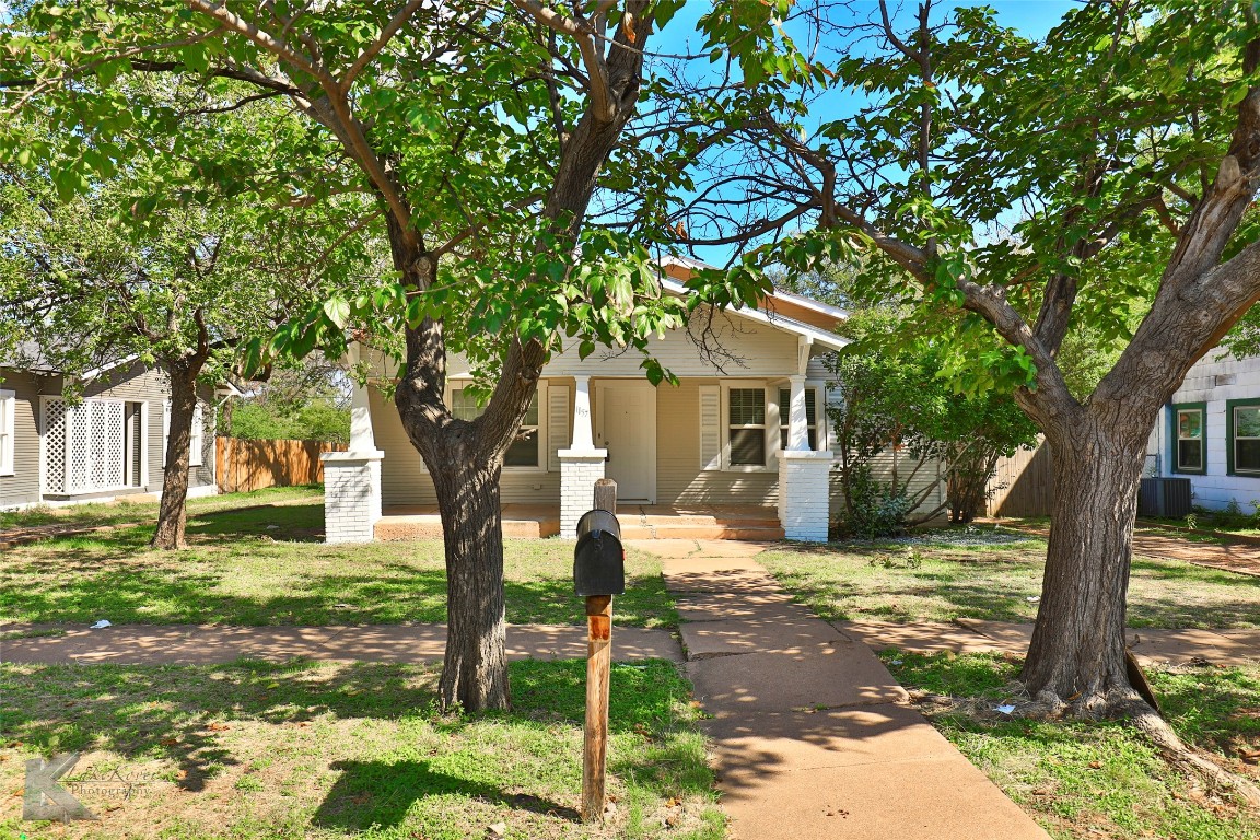 1157 Peach Street Abilene TX 79602