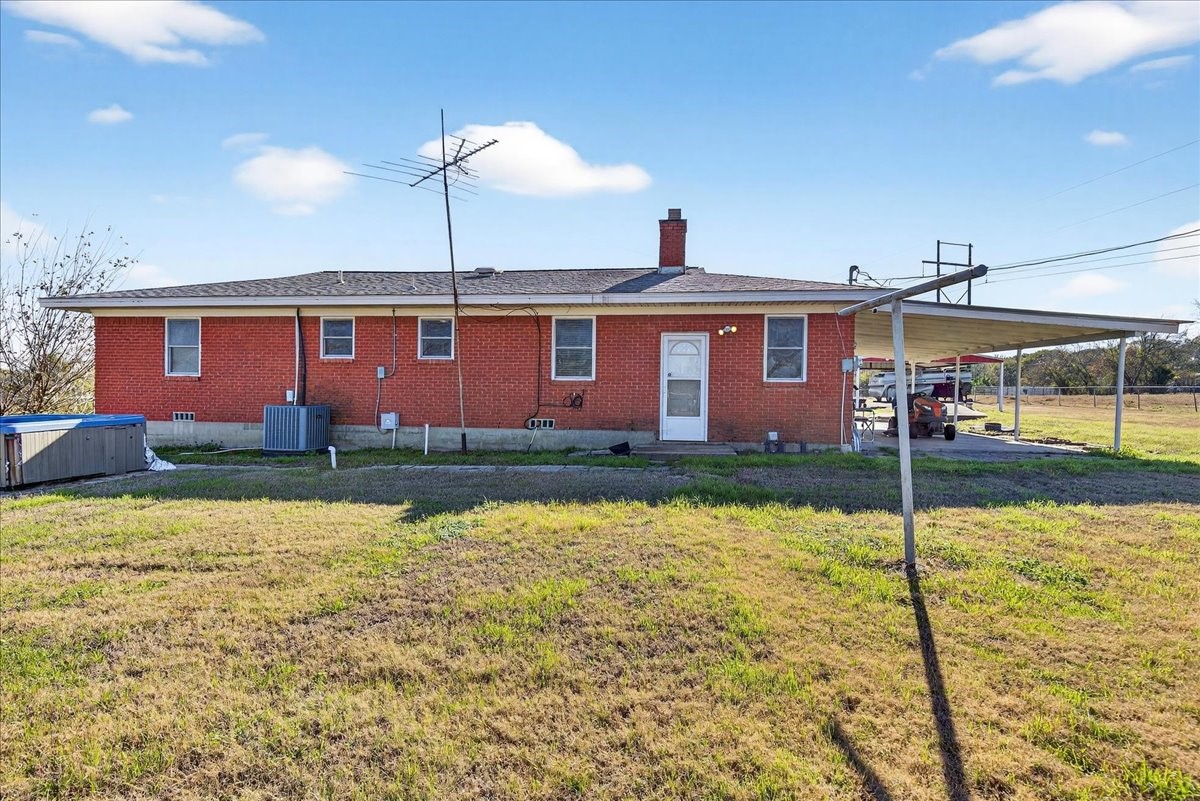 300 County Road 2100 Road Seven Points TX 75143