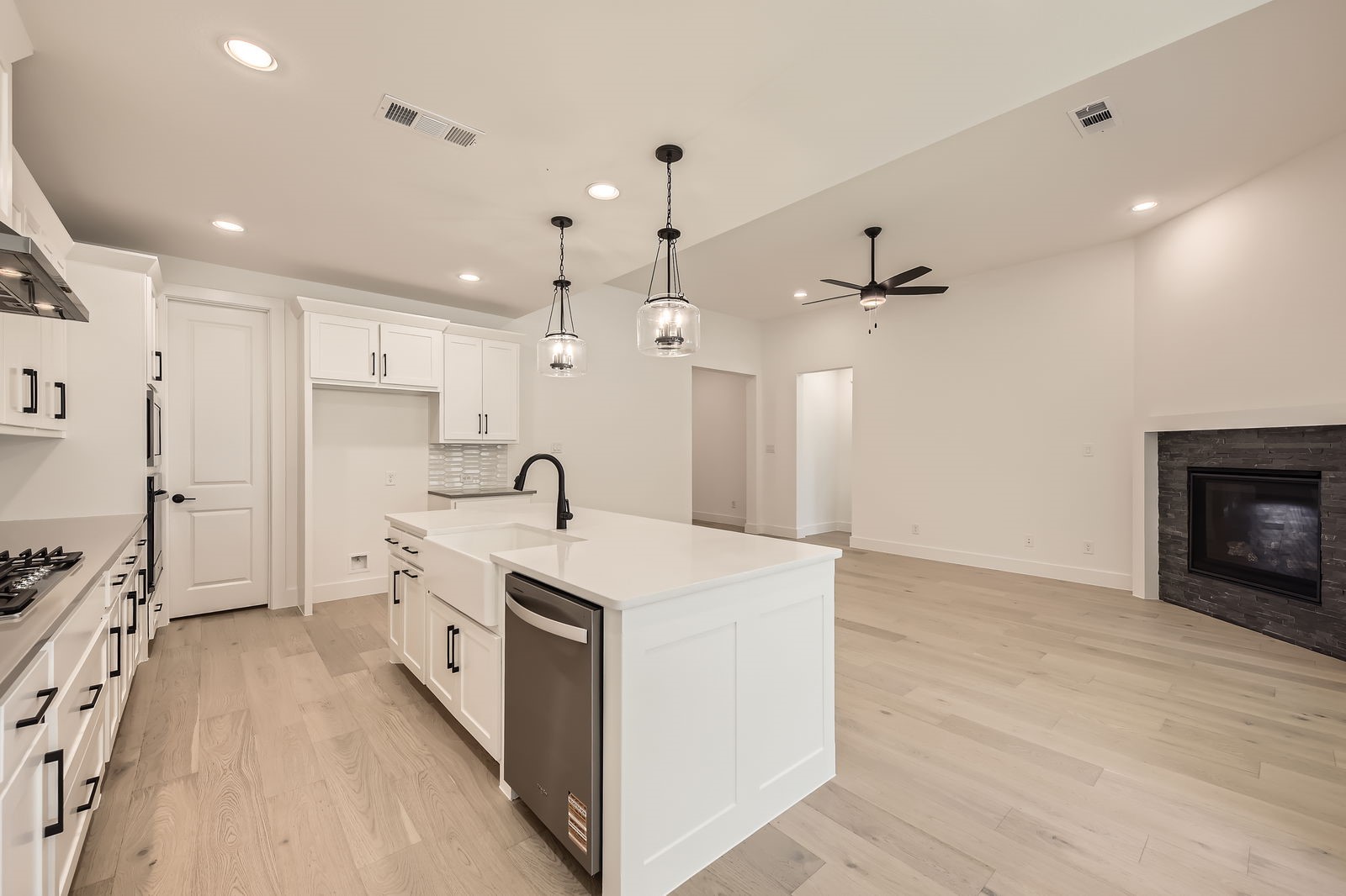 11154 Canopy Trail Justin TX 76247