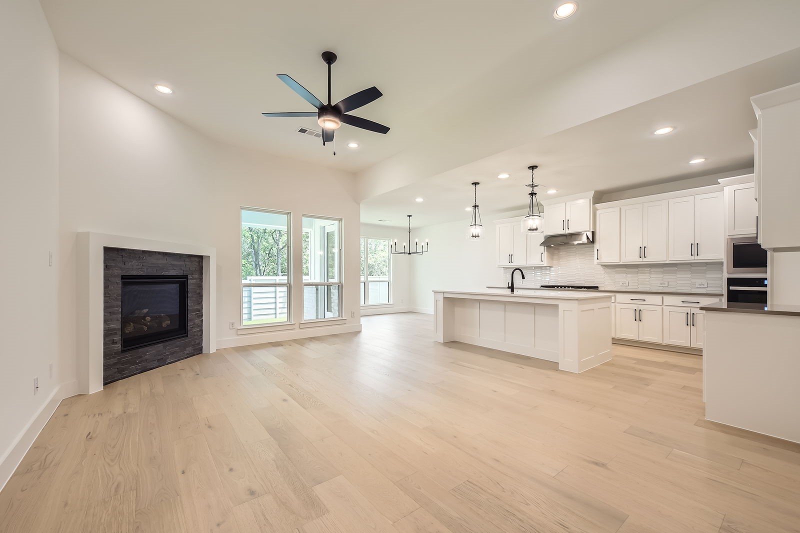11154 Canopy Trail Justin TX 76247