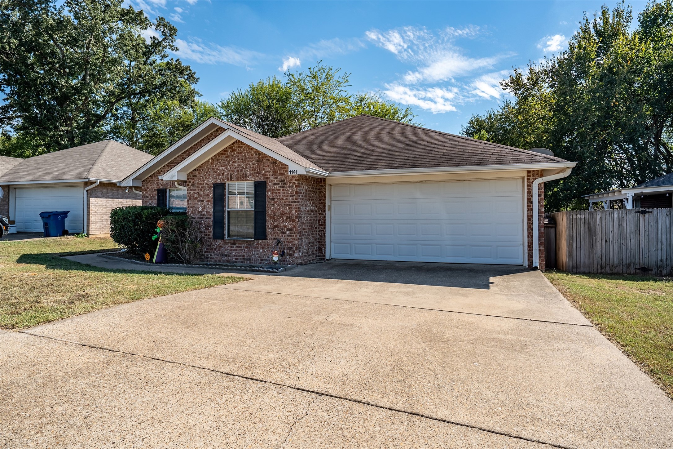 1141 Woodlands Park Drive Lindale TX 75771