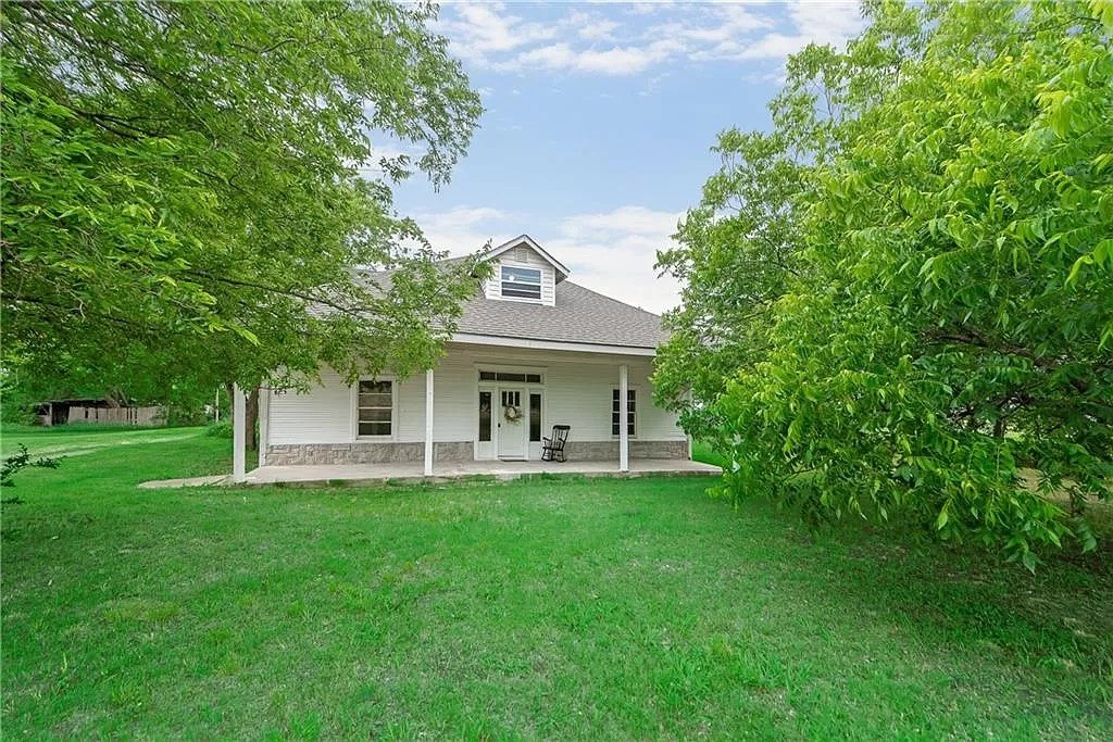 505 County Road 4106 Crandall TX 75114