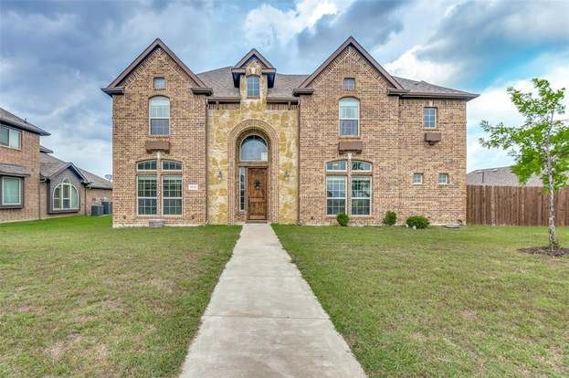 1733 Sagewood Drive Desoto TX 75115