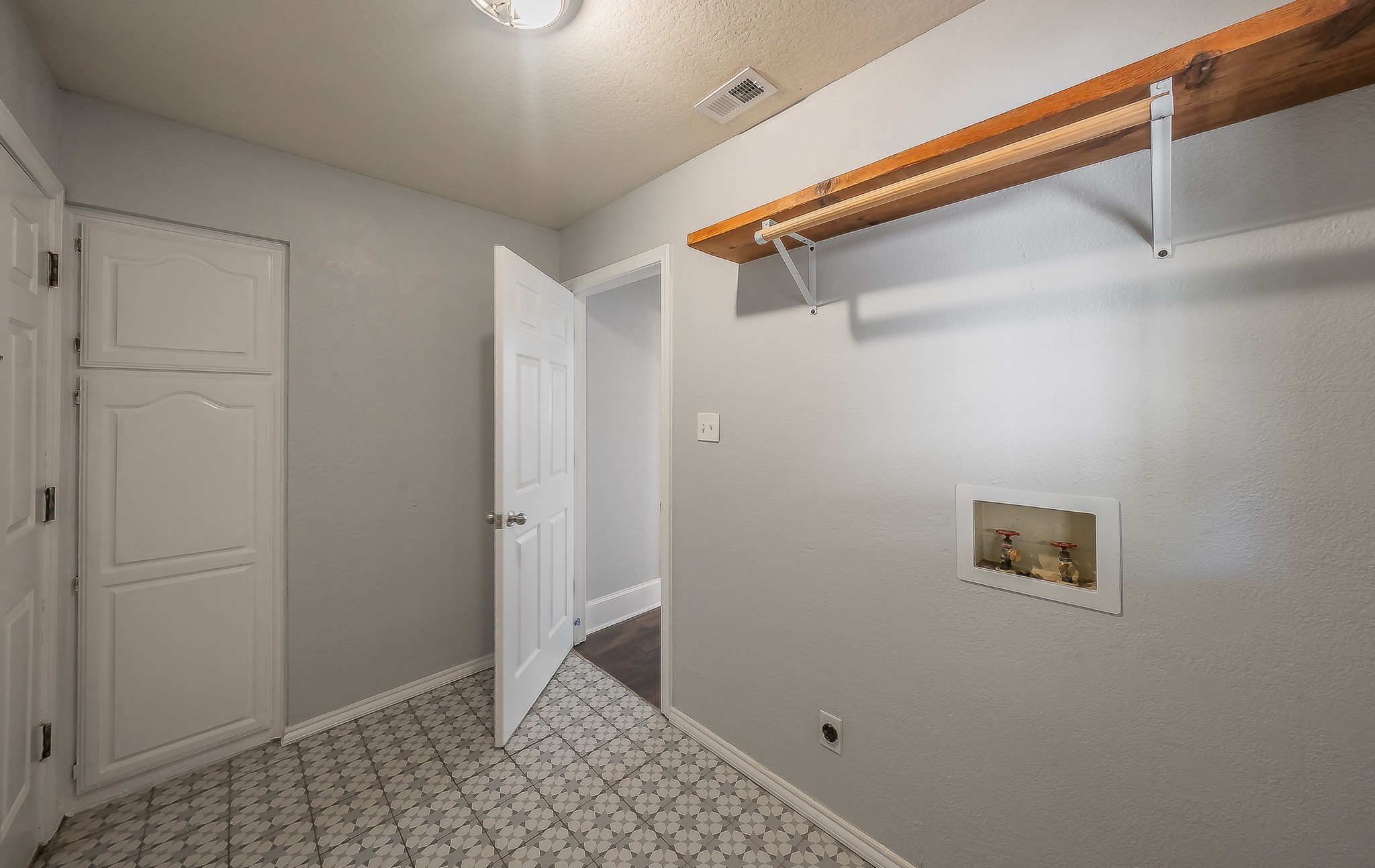 440 Moran Drive Highland Village TX 75077