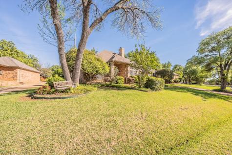 440 Moran Drive Highland Village TX 75077