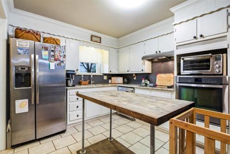 241 County Road 3689 Paradise TX 76073