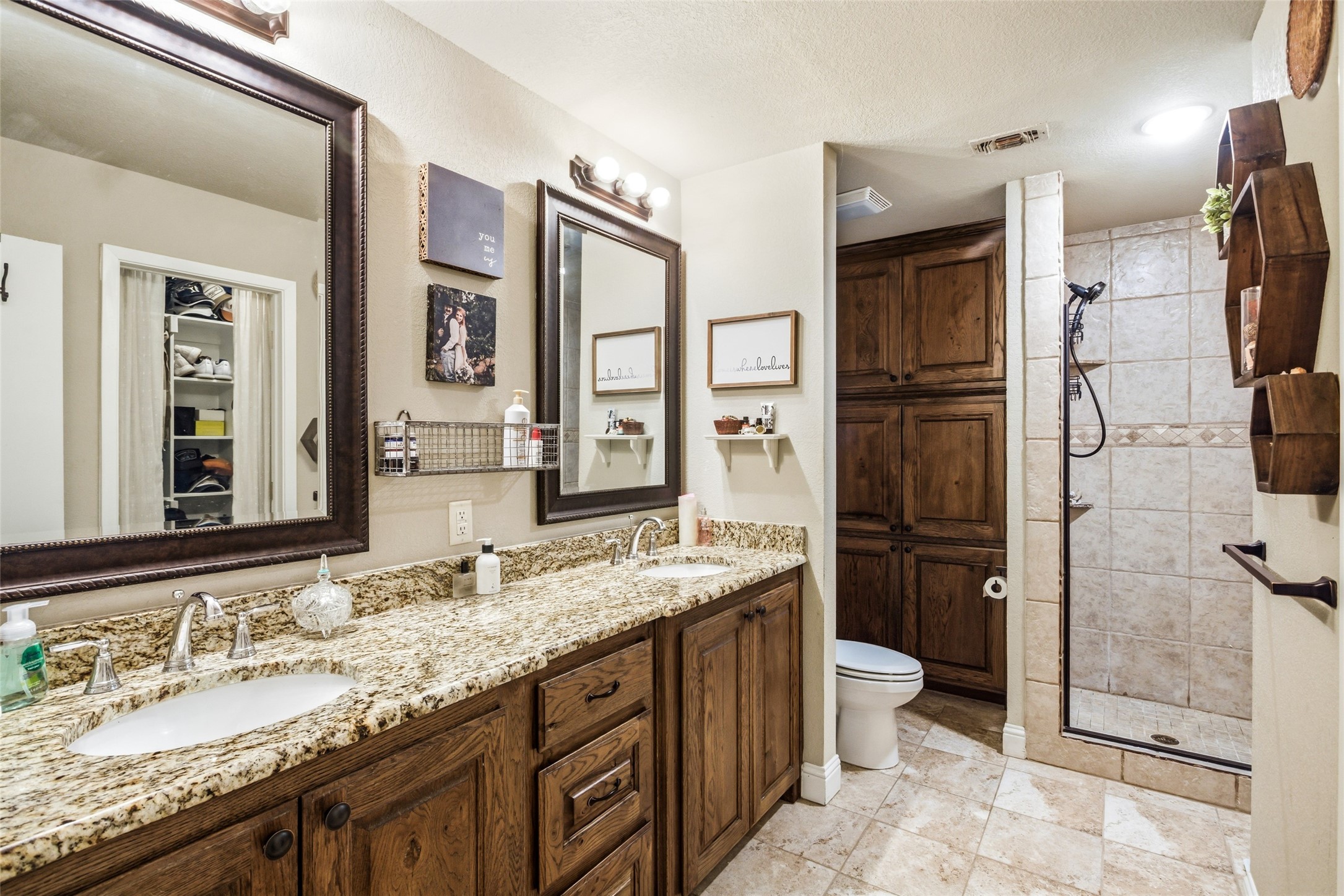 241 County Road 3689 Paradise TX 76073