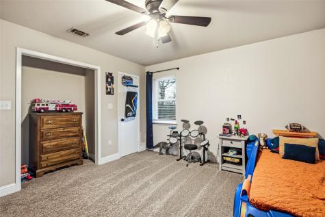 241 County Road 3689 Paradise TX 76073