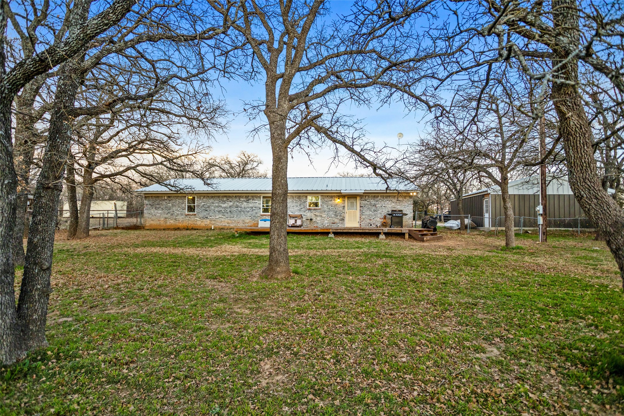 241 County Road 3689 Paradise TX 76073