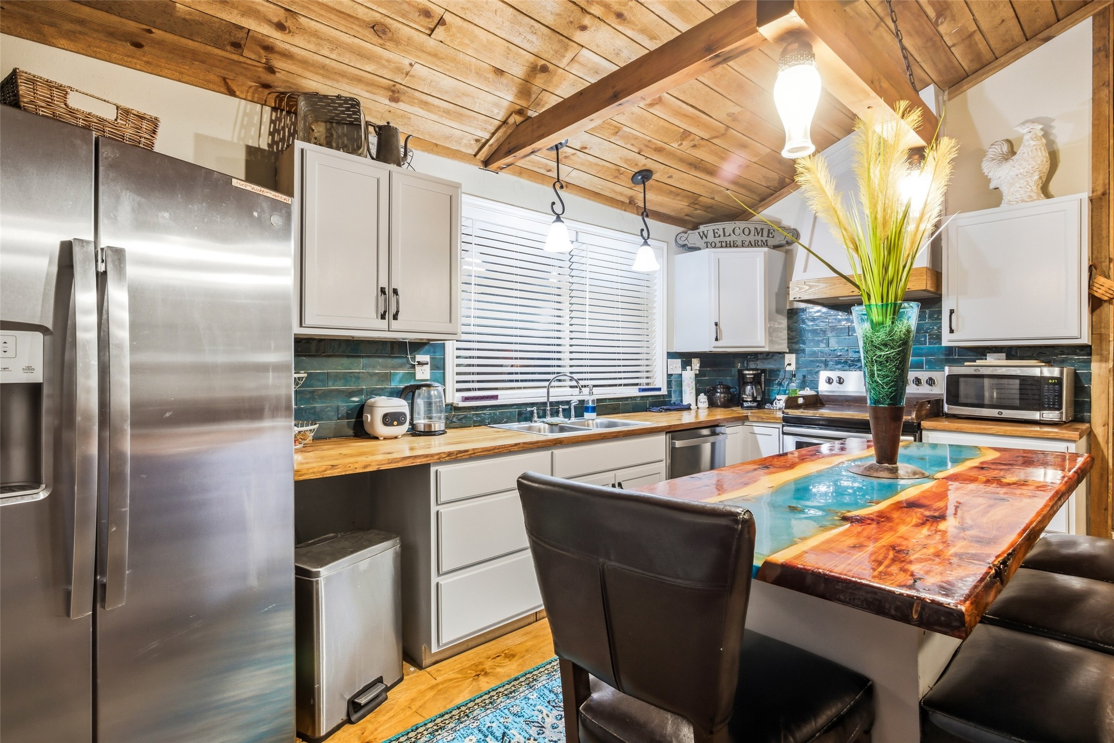 241 County Road 3689 Paradise TX 76073