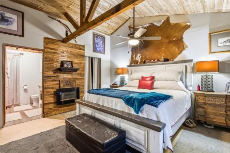 241 County Road 3689 Paradise TX 76073